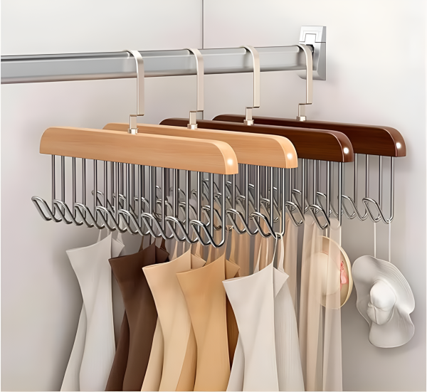 8 Hooks Wooden Clothes Hanger - 360°rotating