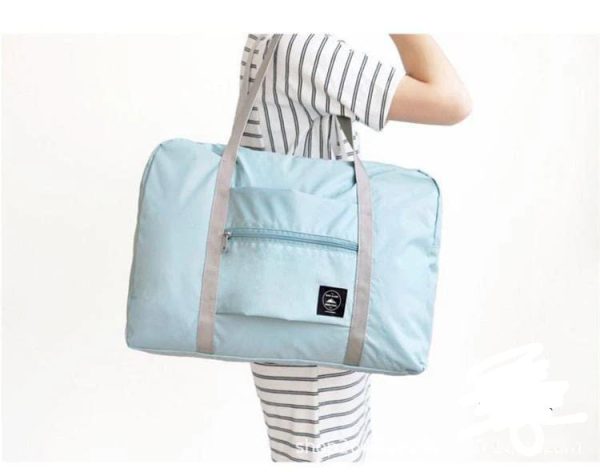 Lightweight Foldable Travel Duffle Bag (Random Color)